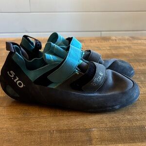 Adidas 5.10 Rogue rock climbing shoes